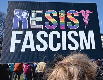 Hands_off_protest_in_Minnesota-640x438