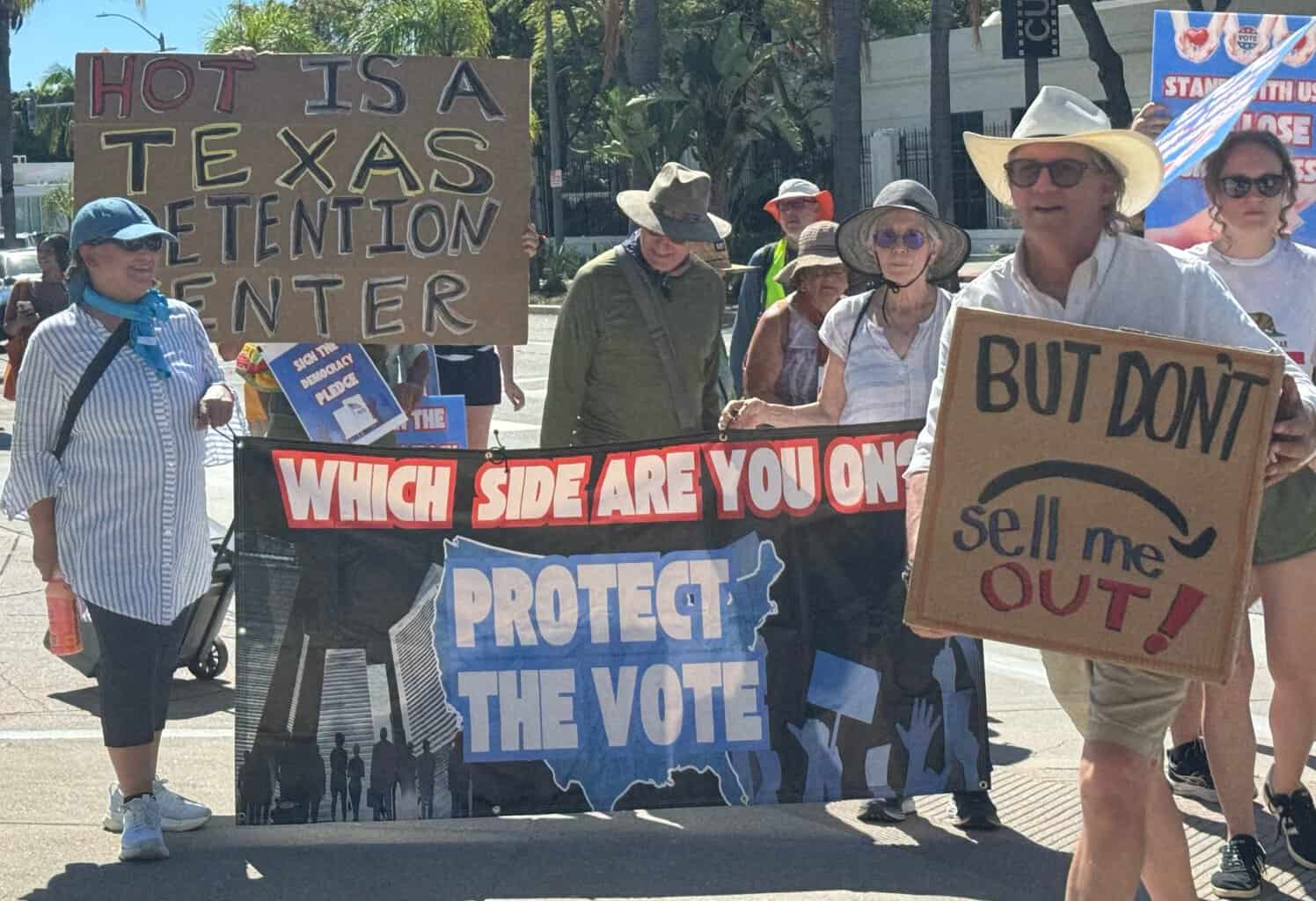 ‘Business for Democracy’ Sees Friends Rising and Keep Showing Up Rally in Downtown Plaza